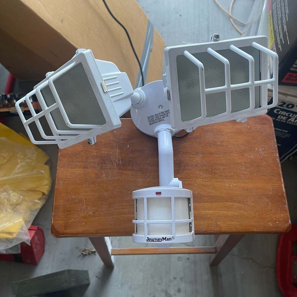 DESA JourneyMan White‎ Dual Head Motion Sensing Security Flood Light Model 9260